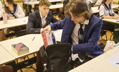Egyesek szerint "easy" volt, mások a kettesben reménykednek - ilyen volt a középszintű angol a diákok szerint 