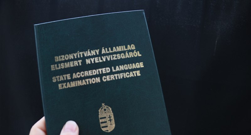 Már nyelvvizsga-bizonyítvány sem kell ahhoz, hogy valakiből nyelvoktató lehessen 