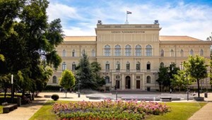 Petícióban követelik az SZTE hallgatói, hogy vizsgálják ki az egyik oktatójuk homofób bejegyzését